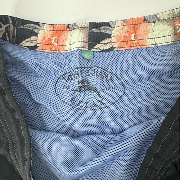 Tommy Bahama Black Swim Trunks Quick-Dry Relaxed Fit - Picture 7 of 9